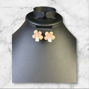 182.‎ Pink Purple Floral Faux Pearl Stud Earrings